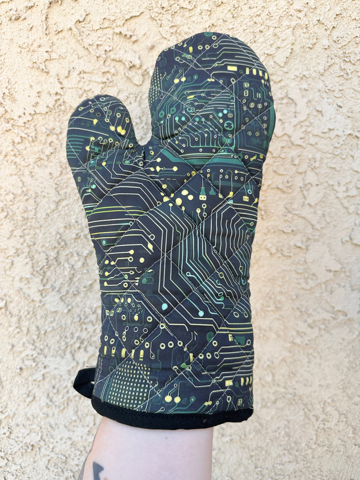 Motherboard Mitt