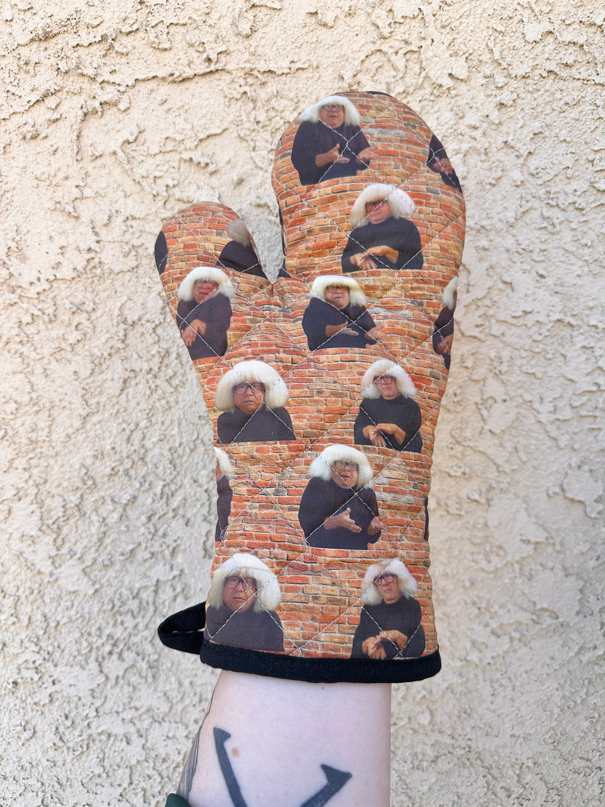Derivative Ongo Mitt